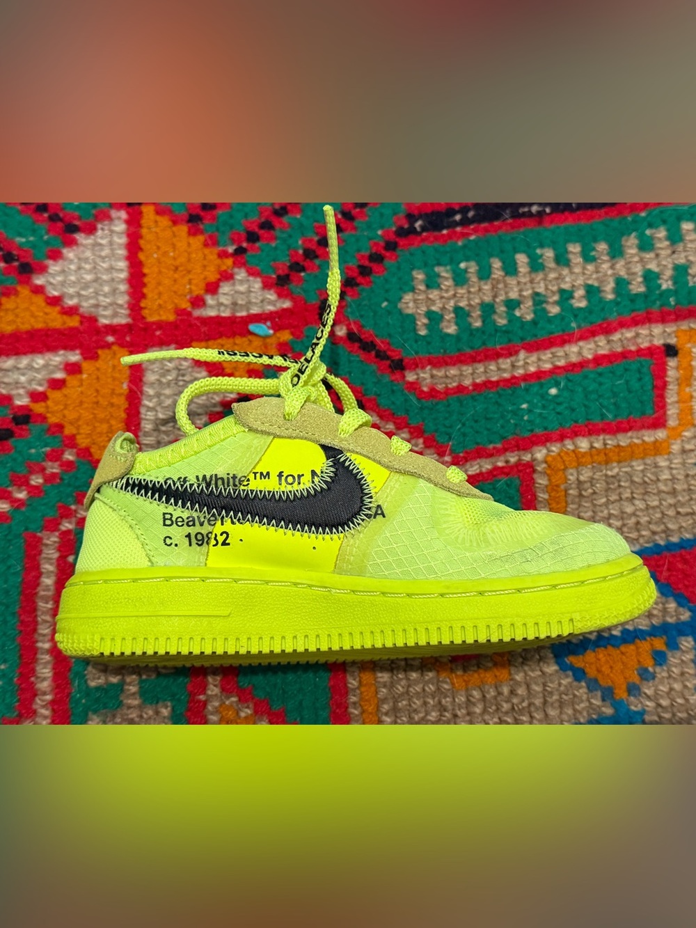 Nike Air Force 1 Low x Off-White in vibrant "Volt" toddler girls size 9 - Picture 2 of 10